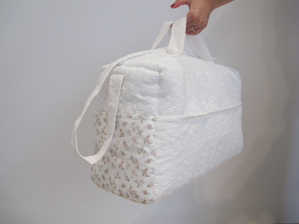 Bolso de maternidad tela gris estrellas blancas - Mimitos Home