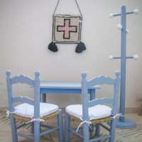 MESA INFANTIL ARTESANAL AZUL MEDITERRÁNEO