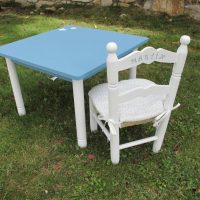 MESA INFANTIL ARTESANAL AZUL REAL