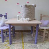 MESA INFANTIL ARTESANAL ROSA ROMÁNTICO