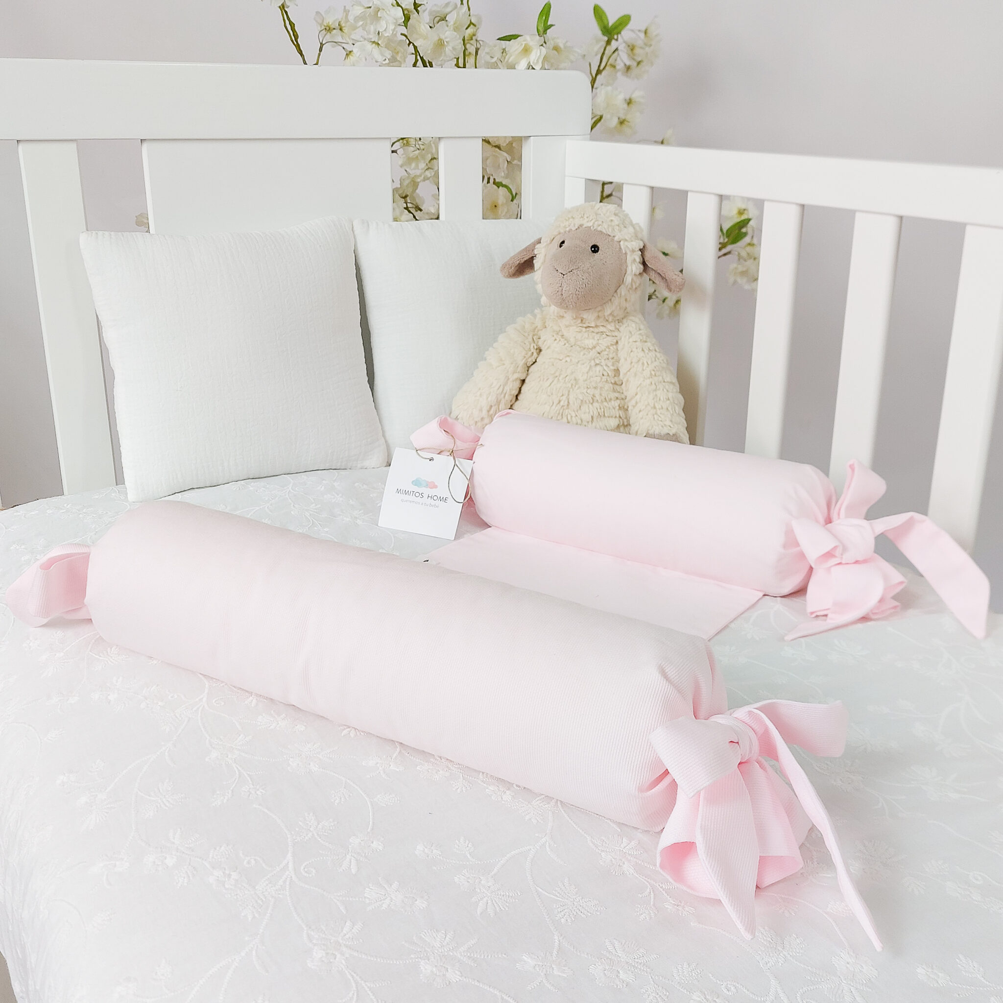 COJÍN CARAMELO ANTIVUELCO DISEÑADO A TU GUSTO  Almohaditas para bebe, Antivuelco  bebe, Cojin antivuelco bebe